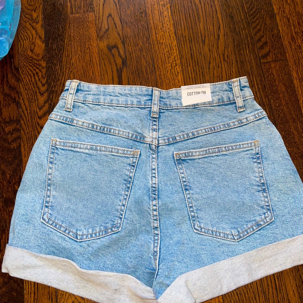 Vintage looking mom shorts
